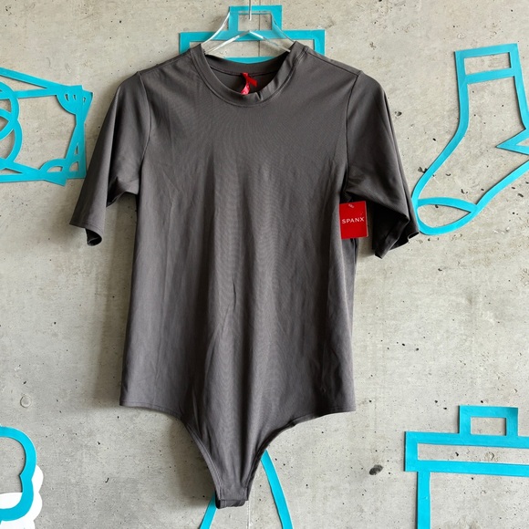 NWT SPANX Suit Yourself Ribbed Crew Neck Short Sleeve Bodysuit Deep Slate - Picture 2 of 8